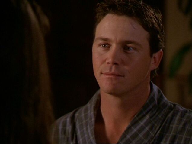 File:3x17-Leo.jpg