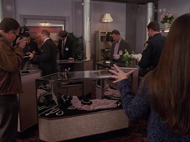 File:CrimeSceneFreeze.jpg