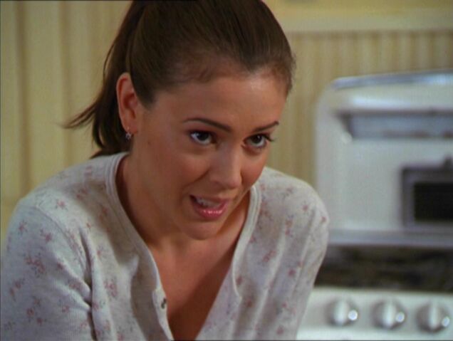 File:2x20-Phoebe.jpg