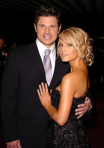 File:Celebrities female 211.jpg
