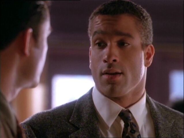 File:1x13-Darryl.jpg