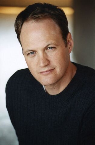 File:Blake-robbins.jpg