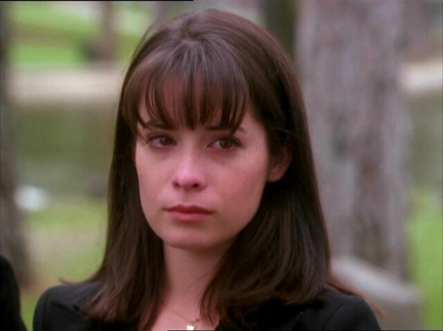 File:1x04-Piper.jpg