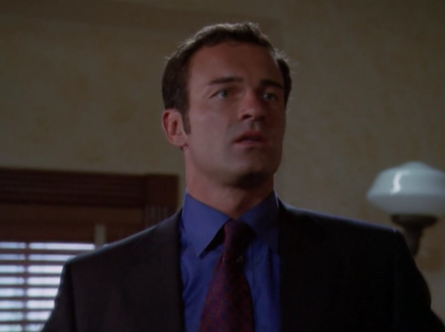 File:5x01-Cole Turner.png