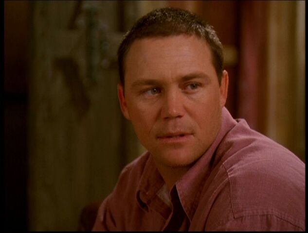 File:6x20-Leo.jpg