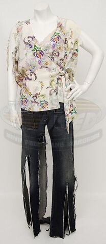 File:Hulk Phoebe's costume 01.jpg
