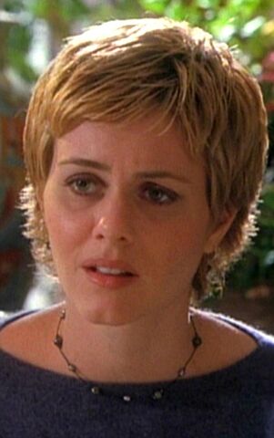 File:1x06-Ali.jpg