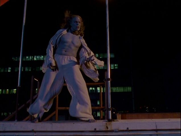 File:4x01-Shax.jpg