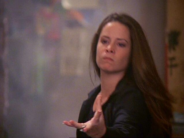 File:4x04-PiperPower.jpg