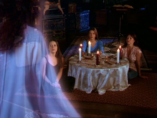 File:3x17-SeanceSisters.jpg