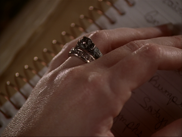 File:8x20GramsRing.png