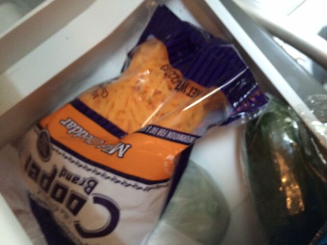 File:Cooper shredded cheddar cheese.jpeg