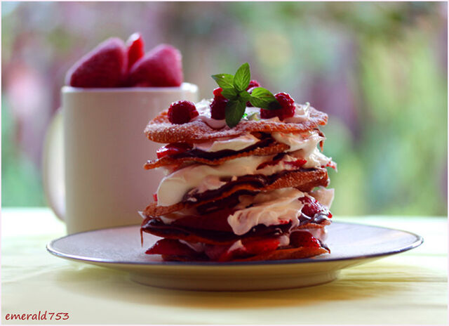 File:Delicious-Desserts-3.jpg