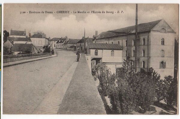 Cpa-cherisy-entree-bourg