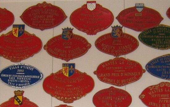 Boucherie-cherisy-recompenses-detail