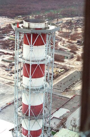 File:Chernobyl-25th-anniversary-liquidators-firefighters-raising-flag 35071 600x450.jpg