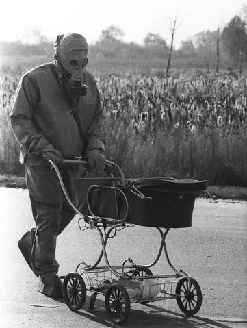 File:Chernobyl-25th-anniversary-liquidators-firefighters-baby 35069 600x450.jpg