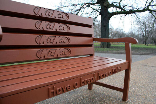 File:Kit-kat-bar.jpg