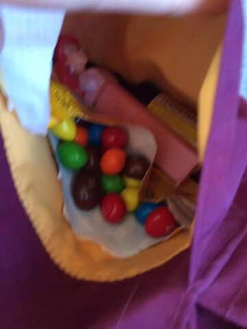 File:More peanut m and m.jpeg