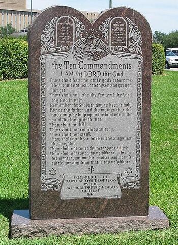 File:Ten Commandments Monument.jpg
