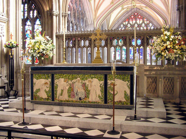 File:Altar.stmaryredcliffe.arp.jpg