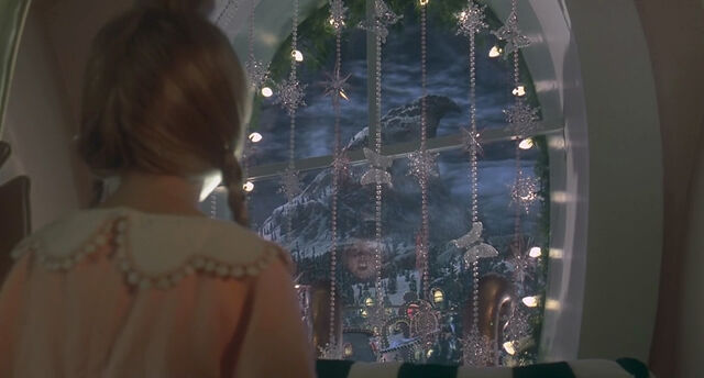 File:How-the-grinch-stole-christmas-2000-03.jpg