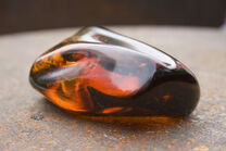 Red-luxite-02
