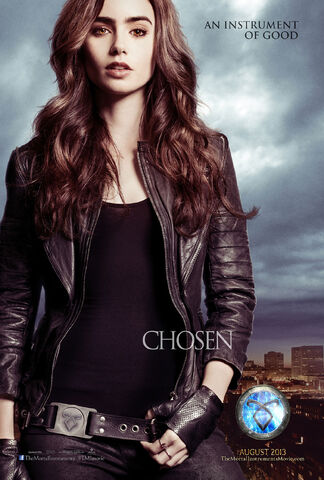 Datei:City-of-Bones-Poster-Clary-Fray.jpg