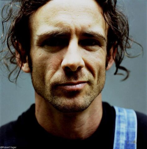Plik:Chuck-palahniuk-yager1.preview.jpg