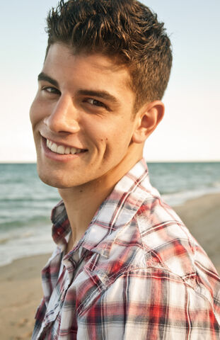 Dosya:Frank Cammarata - Tristan.jpg