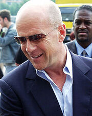 Bruce willis cinedom.jpg