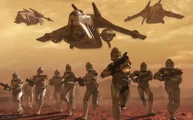 1000px-Troopers2-6