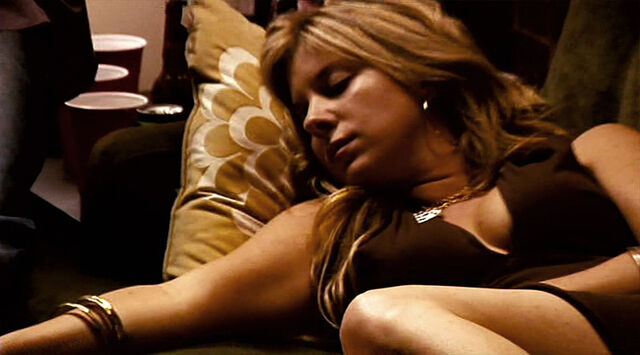 File:Jamie-couch.jpg
