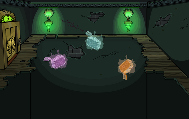 File:Halloween Party 2014 Puffle Hotel Deluxe Suite.png