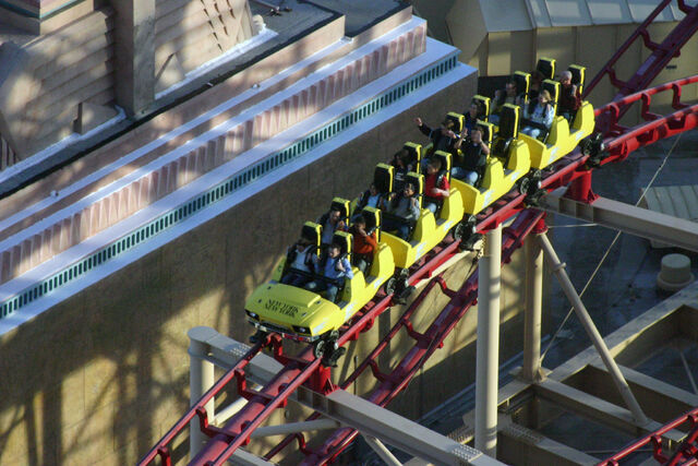 File:Roller Coaster @New York, New York Hotel & Casino.jpg