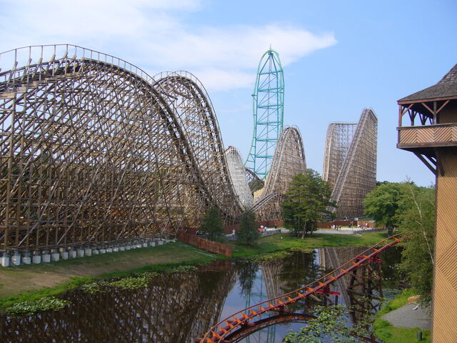 File:El Toro (Six Flags Great Adventure) landscape.jpg