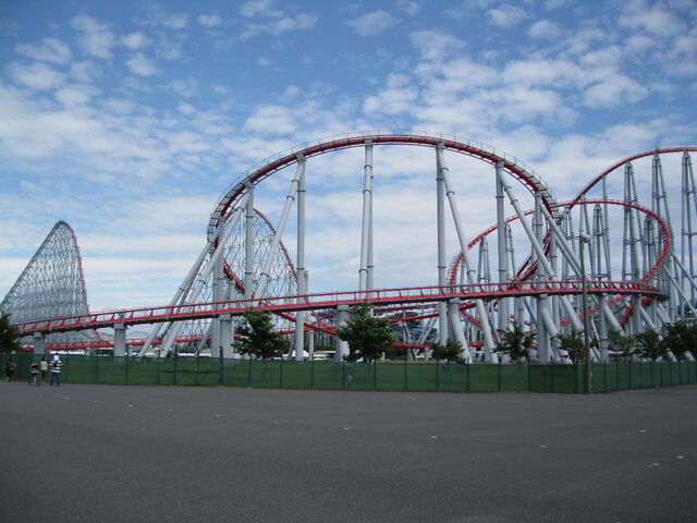 File:Steel Dragon 2000 1.jpg