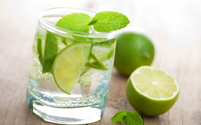 File:Limevodka1234.jpg