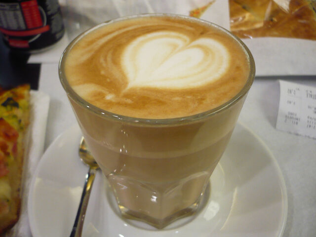 File:Heart Latte.jpg