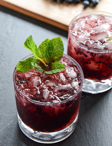 File:Bmintjuleps-5.jpg