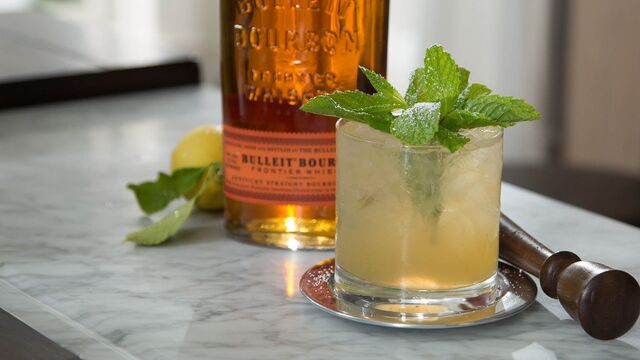 File:Whiskeysmash.jpg
