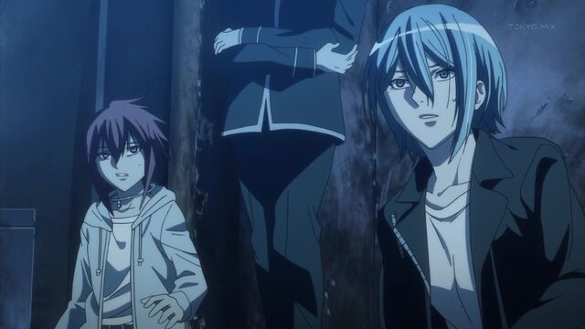 Fichier:Yûki Heike et Rui regardent.jpg