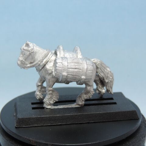File:Bood Pony with barrels left side.jpg