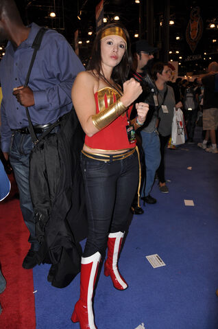 File:Wwcosplay09.jpg