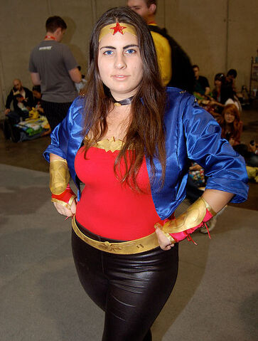 File:Wwcosplay10.jpg