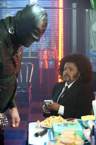 File:2x19 BTS2.jpg