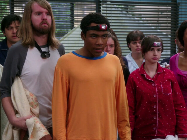 File:3x13-Mark Troy Linda standoff.jpg
