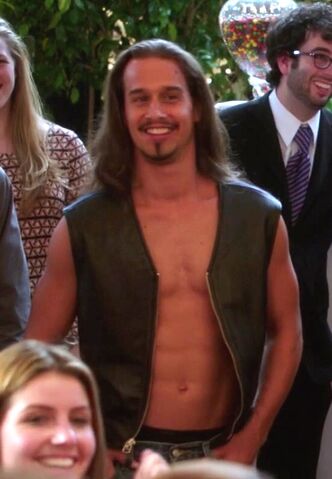 File:Fake Lorenzo Lamas.jpg