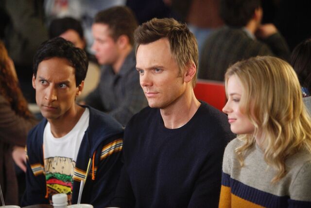 File:3x10 Promotional photo 4.jpg