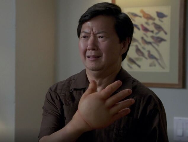 File:S06E02-Chang cat bite.jpg